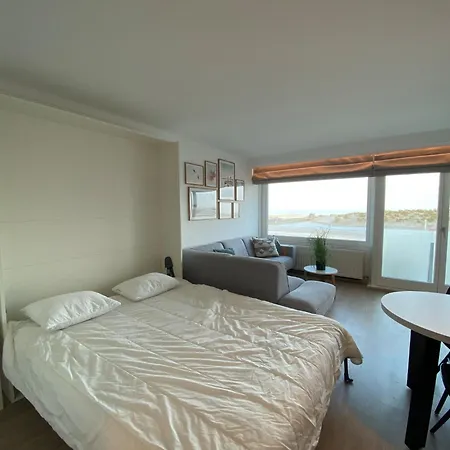 Riva Bella 102 Right On The * ניופורט